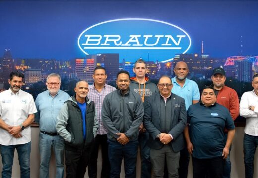 Braun Conducts Spanish Language Service School
